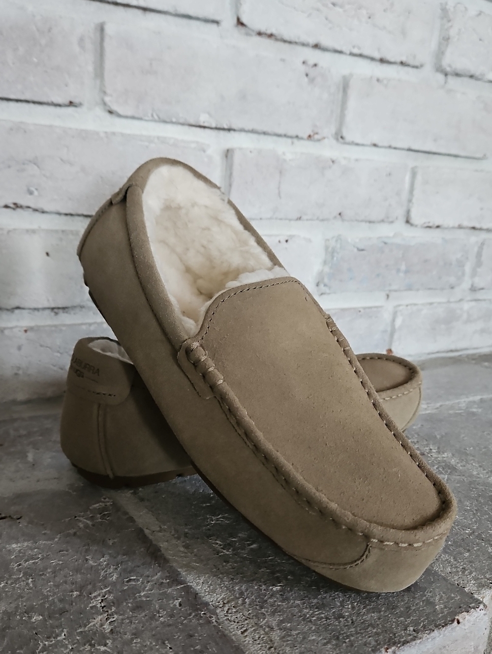 Men's Koolaburra By UGG Sherpa Suede Gray Slippers Size 10
